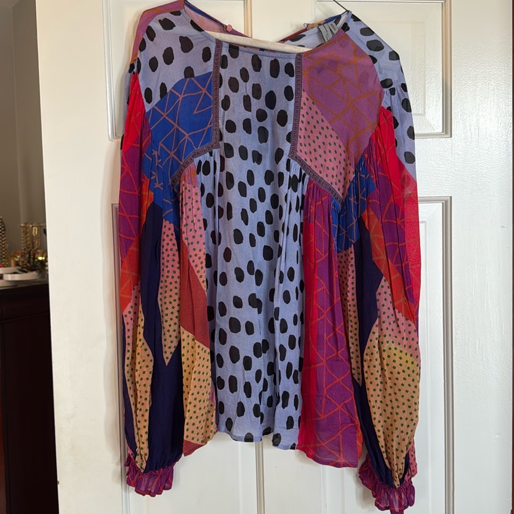 Mixed pattern top